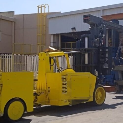 VERSA 60 80 2 Montacargas Versalift 60,000 a 80,000 libras capacidad de carga
