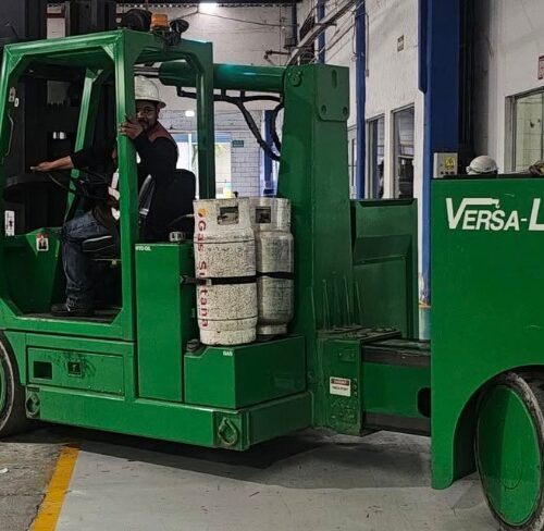 VERSALIFT 40 60 2 Montacargas Versalift 40,000 / 60,000 libras